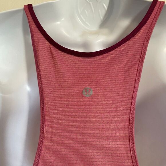Lululemon Size 8 What The Sport Singlet Tank Top Magenta - Picture 6 of 6